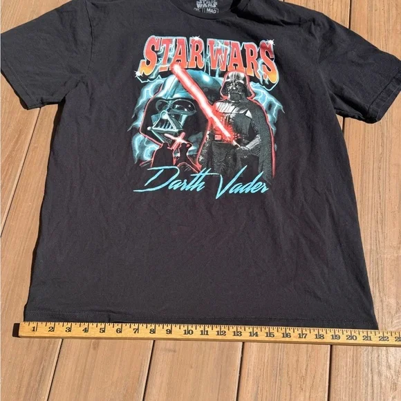 Star Wars Darth Vader Graphic T-Shirt - Picture 3 of 5